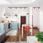 Trailside - By Upstairs 아파트 *